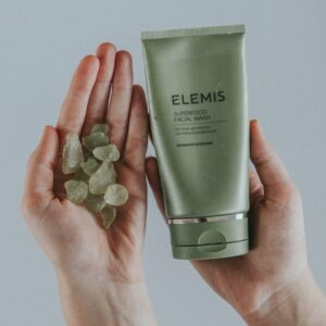 De-Tan Face Gel I Aloe Vera & Turmeric